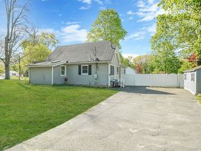 38 Nymph Road, Rocky Point NY 11778
