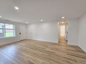 119 Sagamore Hills Drive, Port Jefferson NY 11776