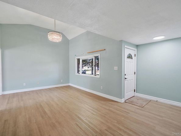 88 Matsunaye Drive, Medford NY 11763
