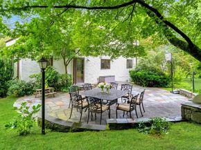 62 Broadfield Road, New Rochelle NY 10804