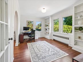62 Broadfield Road, New Rochelle NY 10804