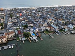 83 California Street, Long Beach NY 11561
