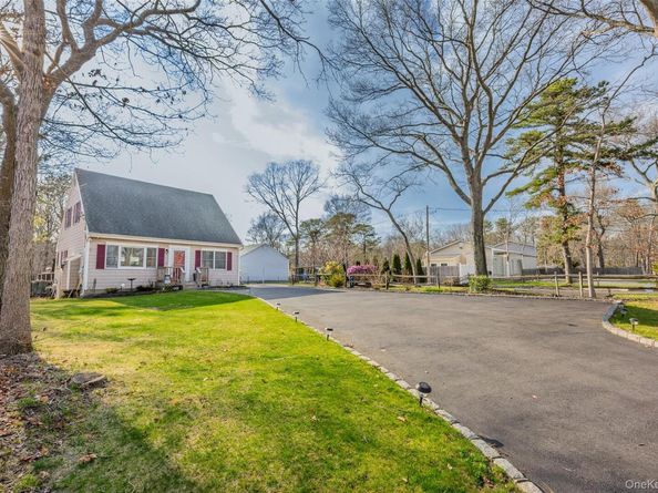 278 Ridge Road, Ridge NY 11961