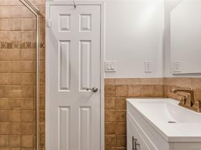 100 W Broadway 2DD, Long Beach NY 11561