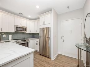 100 W Broadway 2DD, Long Beach NY 11561