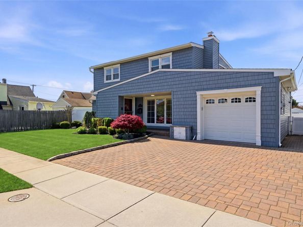 120 Franklin Place, Massapequa NY 11758