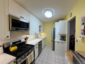 333 E Broadway 3L, Long Beach NY 11561