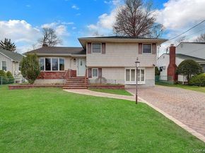 50 Independence Avenue, Babylon NY 11702