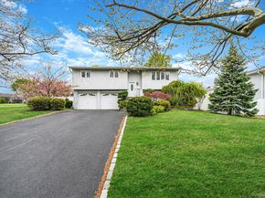 6 Oatley Place, Commack NY 11725