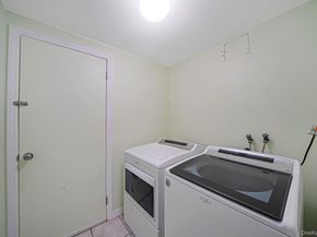 6 Oatley Place, Commack NY 11725