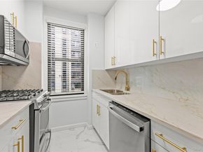 9825 64th Road 1D, Rego Park NY 11374