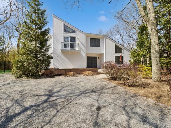 44 Diane Drive, East Hampton NY 11937