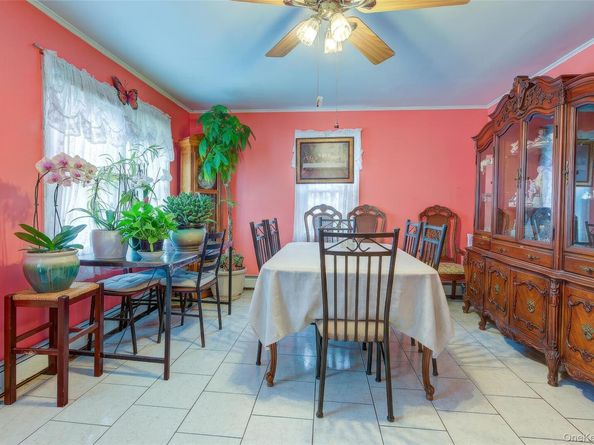 18 Blossom Avenue, Holtsville NY 11742