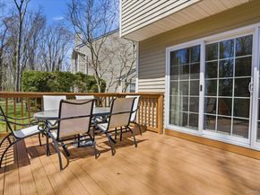 10 Heckscher Spur Road, East Islip NY 11730