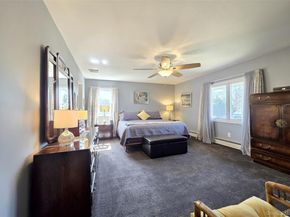 17 Ethan Lane, Ronkonkoma NY 11779