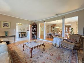 17 Ethan Lane, Ronkonkoma NY 11779
