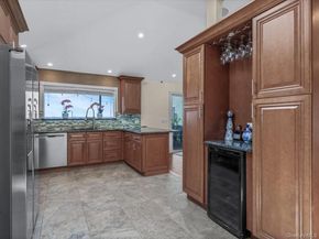 73 E Beach Promenade, Lindenhurst NY 11757