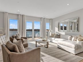 10 Shore Road 208, Glenwood Landing NY 11547