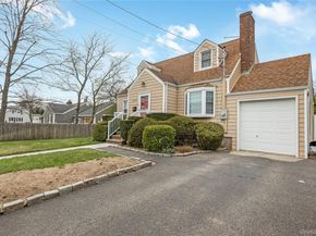2164 Willow Street, Wantagh NY 11793