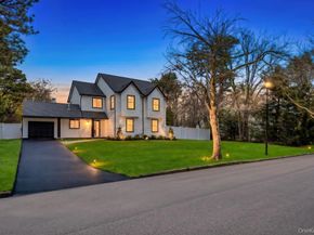 17 Blackpine Drive, Medford NY 11763