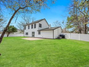 17 Blackpine Drive, Medford NY 11763