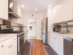 643 Pelham Road 7 D, New Rochelle NY 10805