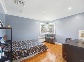 31 Edgemere Drive, Searingtown NY 11507