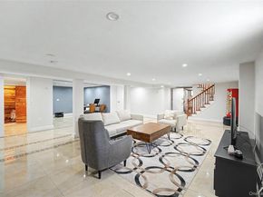 31 Edgemere Drive, Searingtown NY 11507