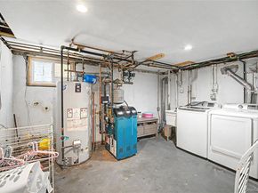 31 Edgemere Drive, Searingtown NY 11507