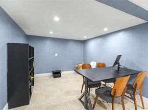 31 Edgemere Drive, Searingtown NY 11507