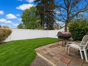 351 Maple Avenue, Uniondale NY 11553
