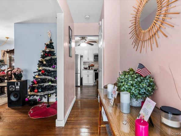 351 Maple Avenue, Uniondale NY 11553