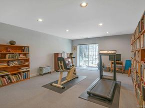18 Briarbrook Drive, Briarcliff Manor NY 10510