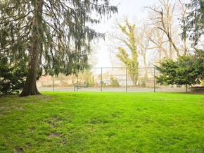 47-27 Little Neck Parkway L2, Little Neck NY 11362