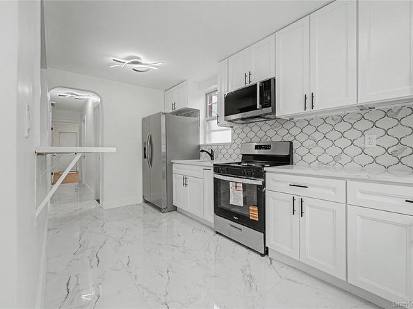 879 E 57th Street, Brooklyn NY 11234