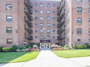 87-50 204th Street