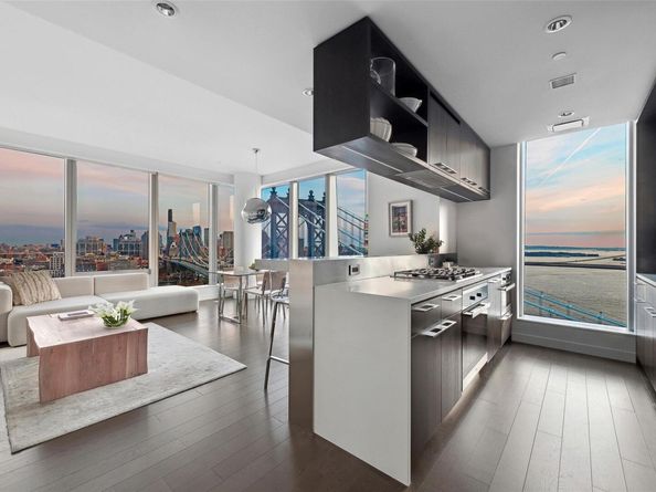 252 South Street 25D, New York (Manhattan) NY 10002