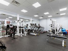 1 Christie Place 205W, Scarsdale NY 10583