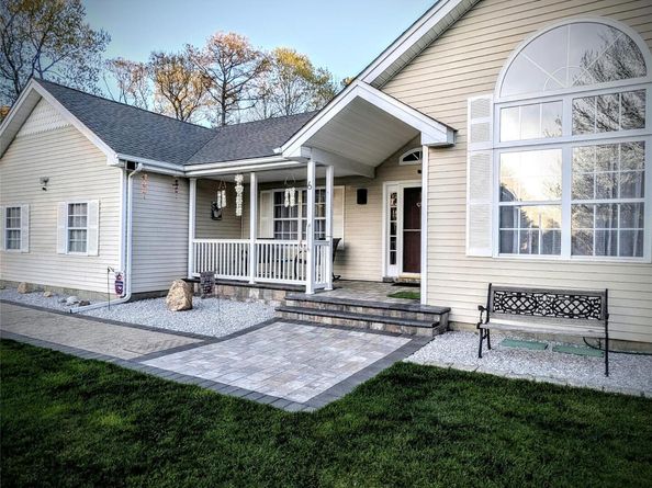 6 Susan Lane, Middle Island NY 11953