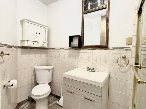 253 Etna Street, Brooklyn NY 11208