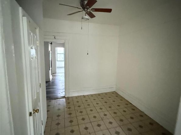 95-08 Jamaica Avenue, Woodhaven NY 11421