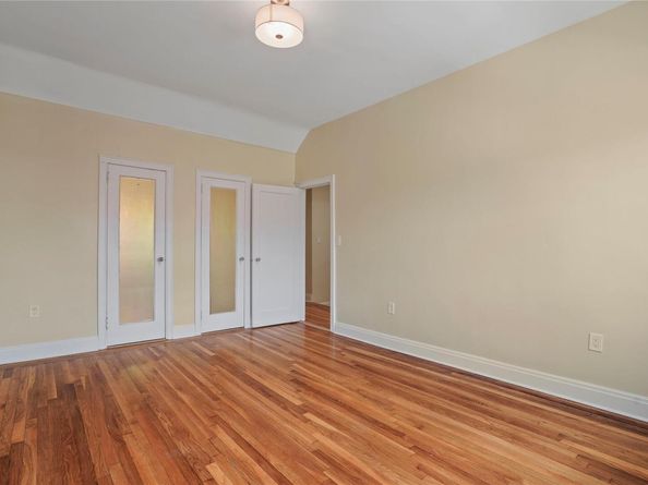 64-18 84 Place, Middle Village NY 11379