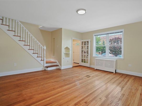 64-18 84 Place, Middle Village NY 11379