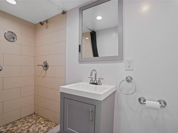 64-18 84 Place, Middle Village NY 11379