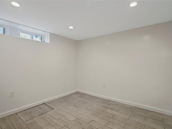 64-18 84 Place, Middle Village NY 11379