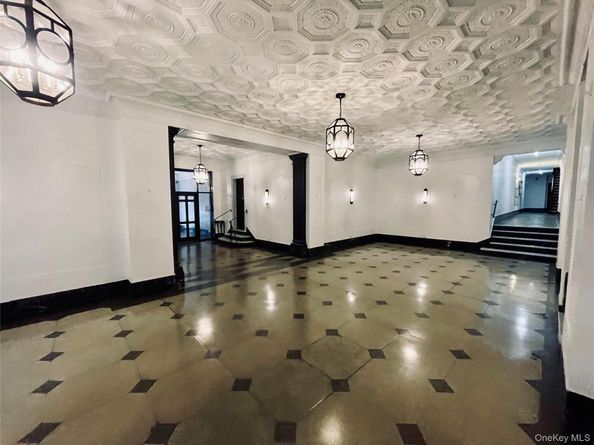 2199 Holland Avenue 3E, Bronx NY 10462