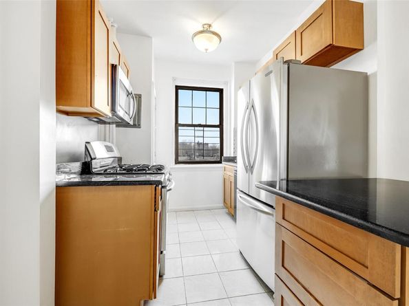 840 Bronx River Road 4B, Bronxville NY 10708