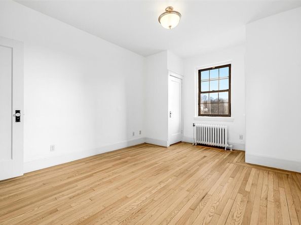 840 Bronx River Road 4B, Bronxville NY 10708