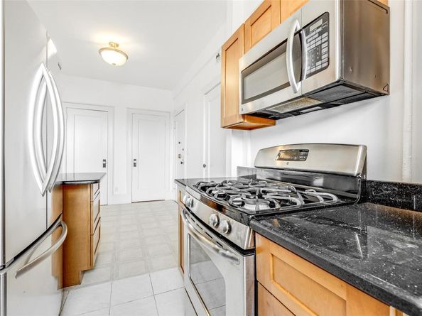 840 Bronx River Road 4B, Bronxville NY 10708