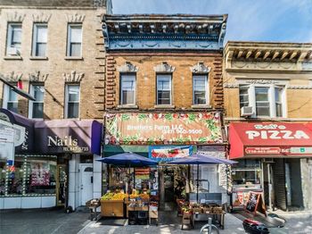 85-05 Jamaica Avenue